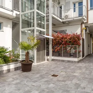 https://khl-apartments-1.italymilanhotels.net